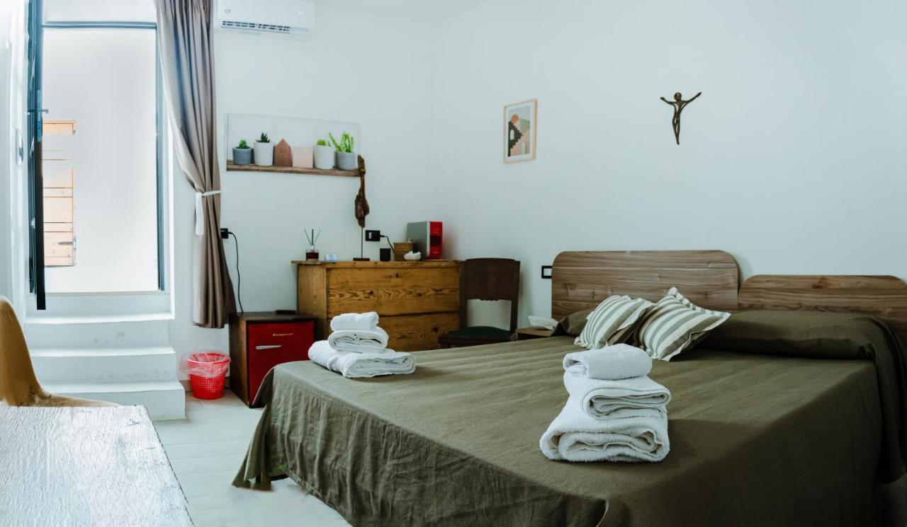Ci Thorno Hotel Crosia Bagian luar foto